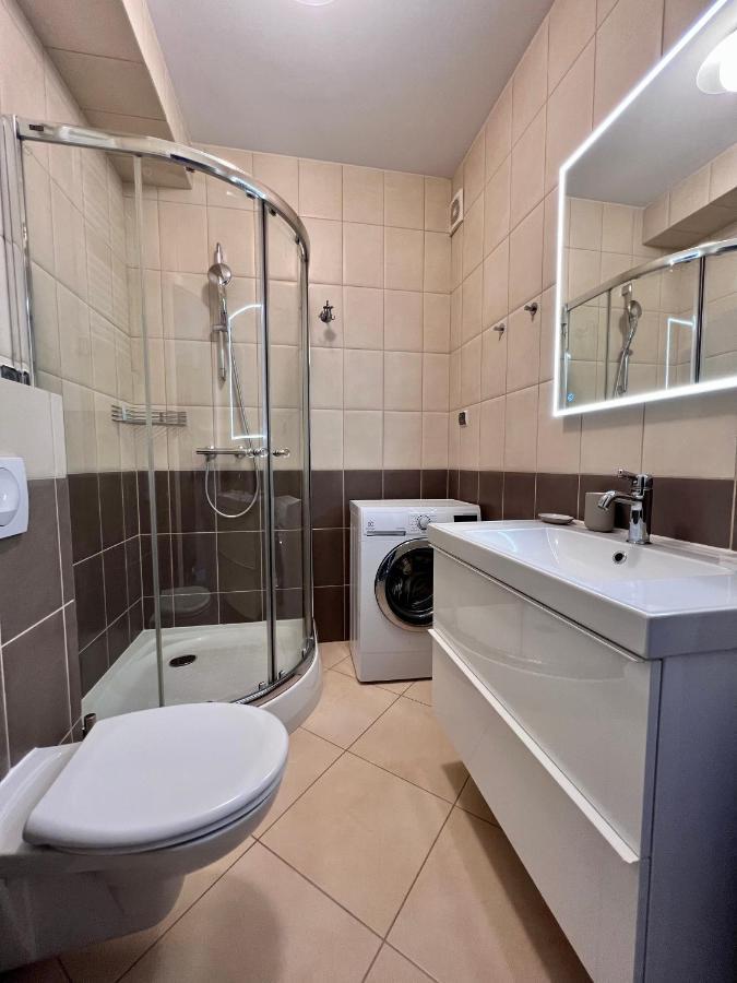 Apartament Lux Kołobrzeg Exteriör bild